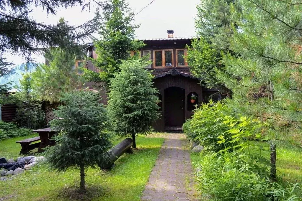 Дом в Алтай, Турочакский район, с. Иогач Центральная ул., 39 (45 м) - Фото 0