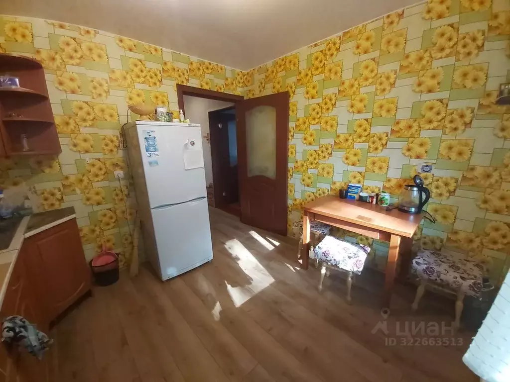 2-к кв. Новгородская область, Шимский район, Медведское с/пос, с. ... - Фото 2