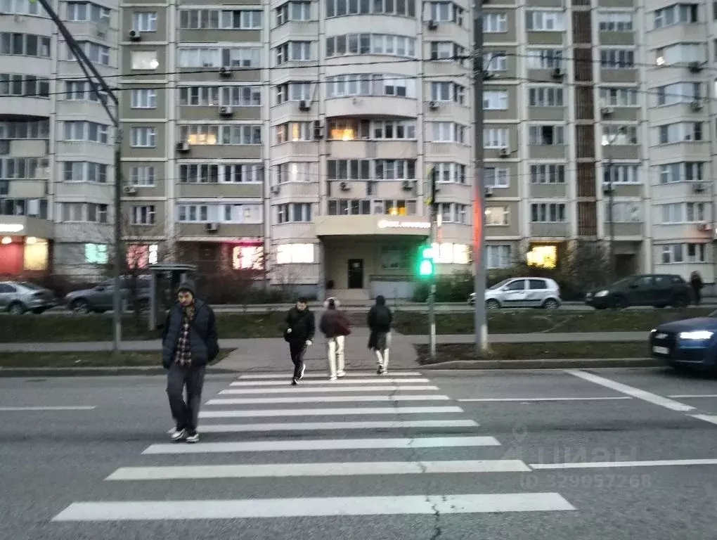 Помещение свободного назначения в Московская область, Химки Молодежная ... - Фото 0