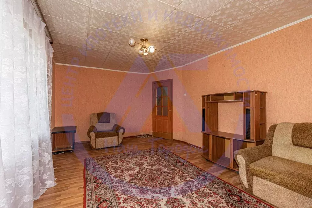 3-к кв. Курганская область, Курган ул. Космонавтов, 2 (67.8 м) - Фото 1