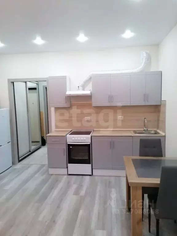 Студия Тюменская область, Тюмень ул. Парада Победы, 17 (25.8 м) - Фото 0