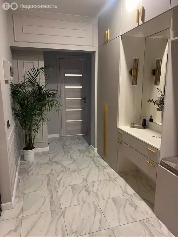 2-комнатная квартира: Сочи, улица Яна Фабрициуса, 7 (70 м) - Фото 2