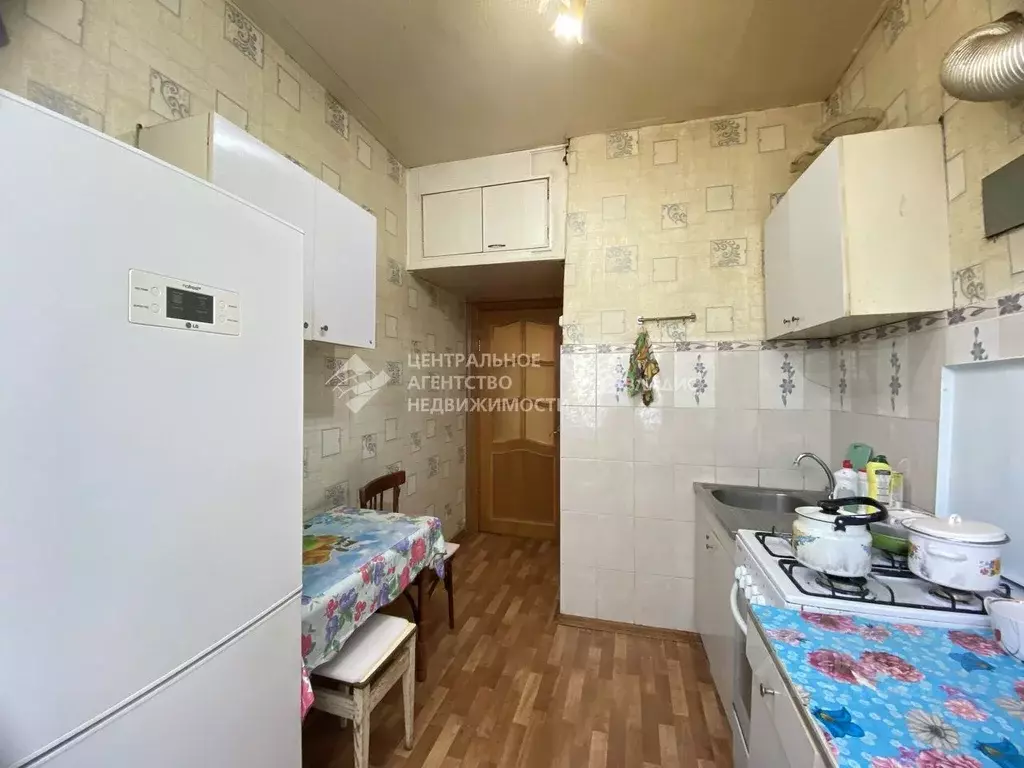 2-к кв. Рязанская область, Скопин Фабричная ул., 6 (56.1 м) - Фото 2