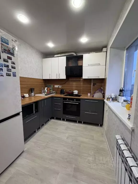 3-к кв. Волгоградская область, Волгоград просп. Героев Сталинграда, 15 ... - Фото 0