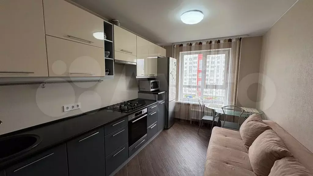 1-к. квартира, 40 м, 5/9 эт. - Фото 1
