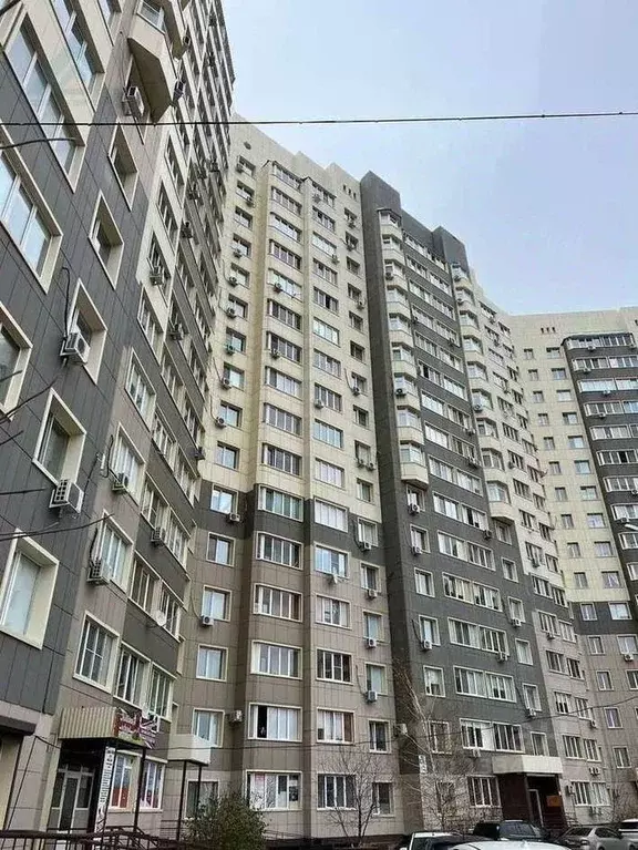 2-к кв. Оренбургская область, Оренбург ул. Мира, 3/1 (62.5 м) - Фото 0