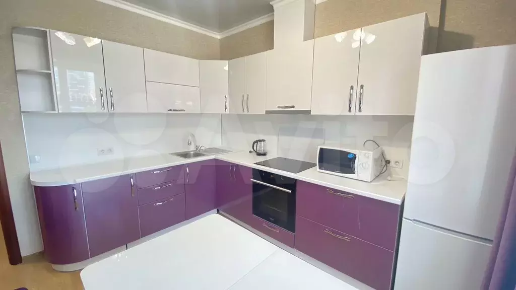 1-к. квартира, 40 м, 4/25 эт. - Фото 0