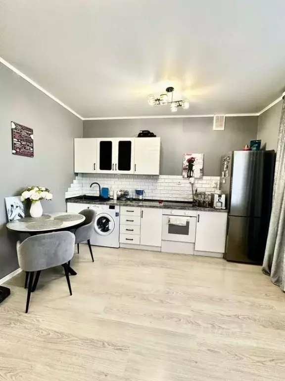 1-к кв. Татарстан, Казань ул. Рауиса Гареева, 94 (29.3 м) - Фото 1