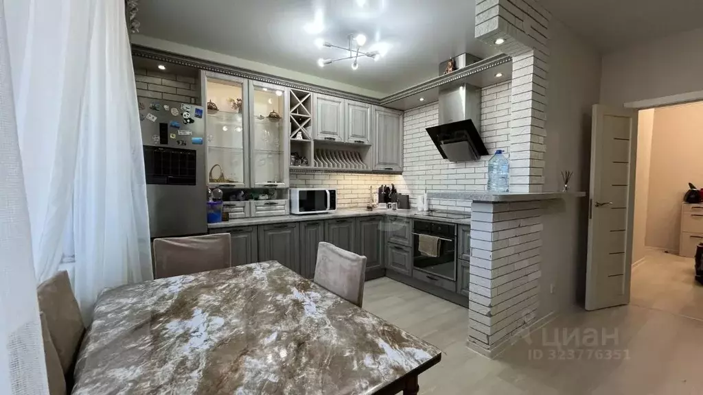 2-к кв. Красноярский край, Красноярск Взлетная ул., 7К (60.0 м) - Фото 1