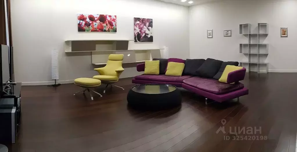 3-к кв. Санкт-Петербург Динамовская ул., 2 (156.0 м) - Фото 1