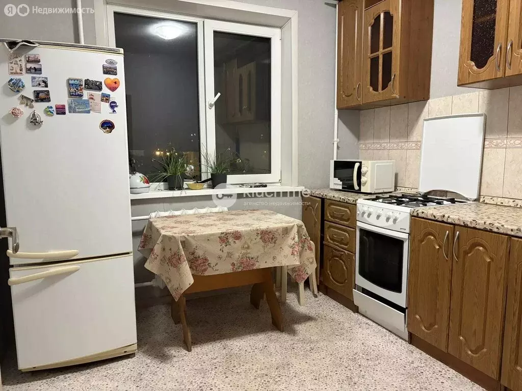 2-комнатная квартира: Казань, улица Адоратского, 31 (53 м) - Фото 1