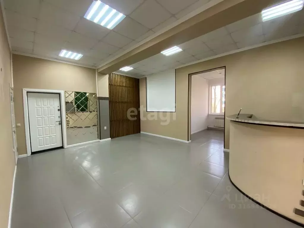 Торговая площадь в Ингушетия, Назрань ул. Муталиева (50 м) - Фото 1