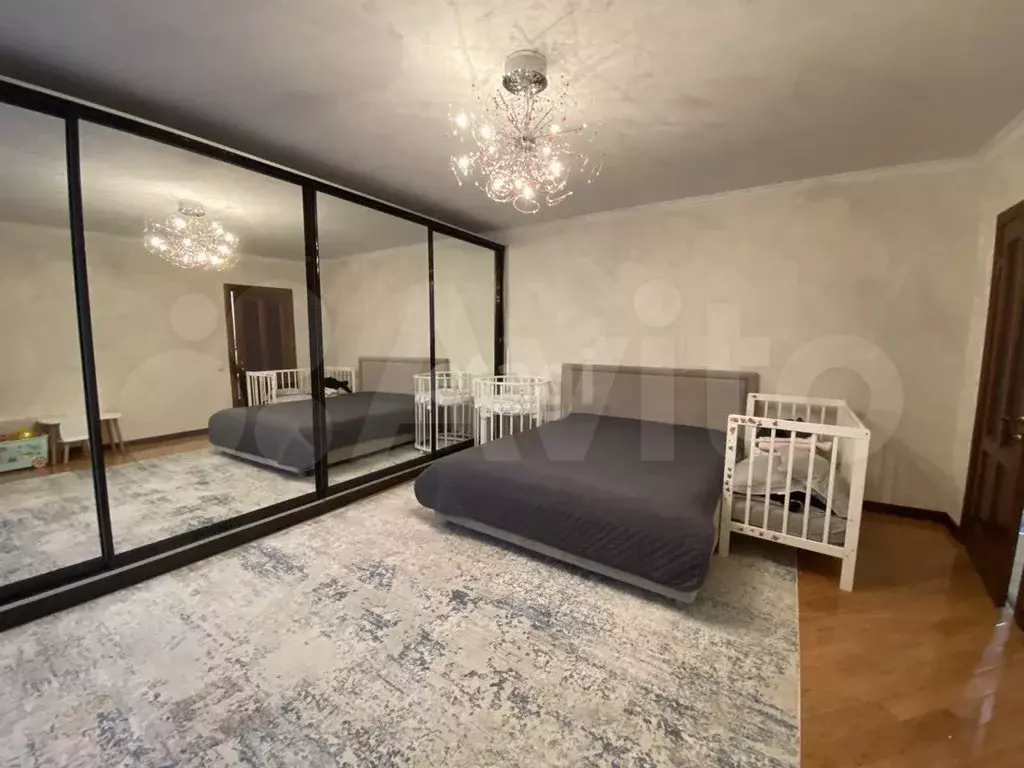 4-к. квартира, 104 м, 2/5 эт. - Фото 1