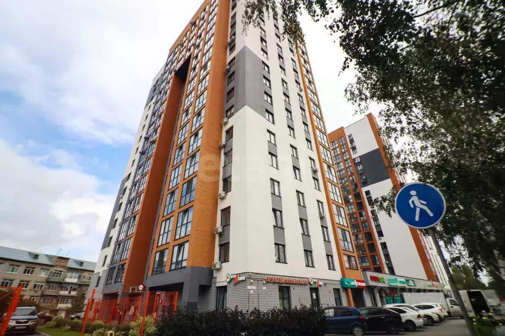 2-к кв. Алтайский край, Барнаул ул. Юрина, 168К (60.5 м) - Фото 1