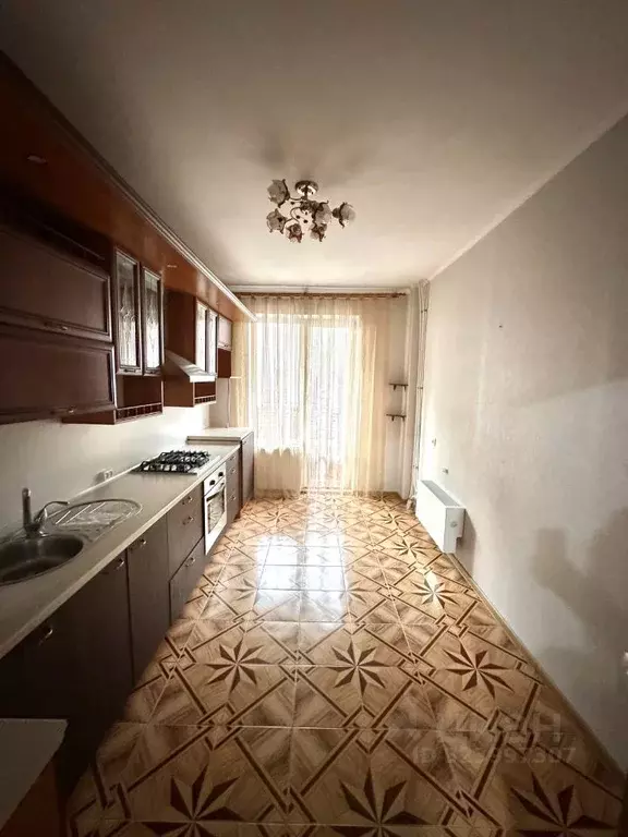 3-к кв. Омская область, Омск ул. Степанца, 2/1 (82.0 м) - Фото 2