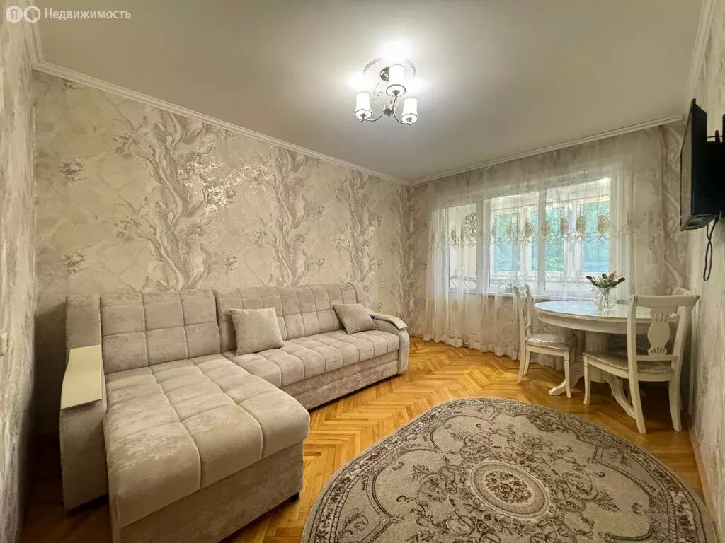 2-комнатная квартира: Нальчик, улица Ашурова, 6 (44 м) - Фото 1