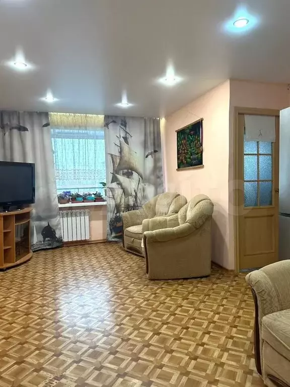 3-к. квартира, 55 м, 4/5 эт. - Фото 0