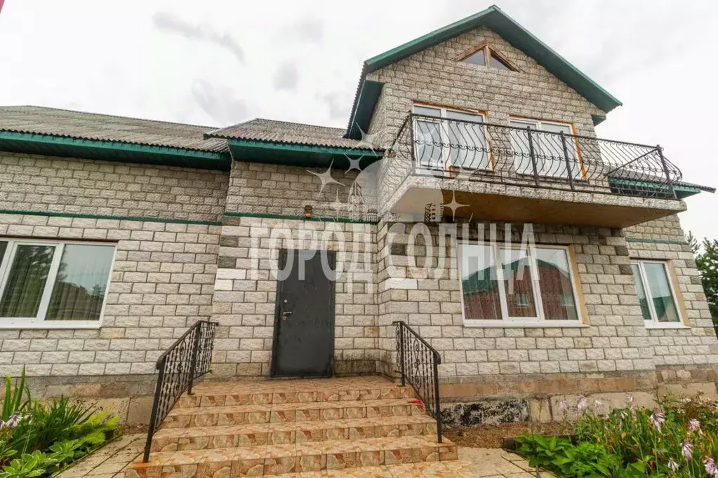 Коттедж в Омская область, Кормиловка рп ул. Энтузиастов, 19 (280 м) - Фото 2