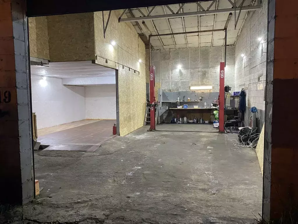 Гараж в Санкт-Петербург Шафировский просп., 10А (100 м) - Фото 1