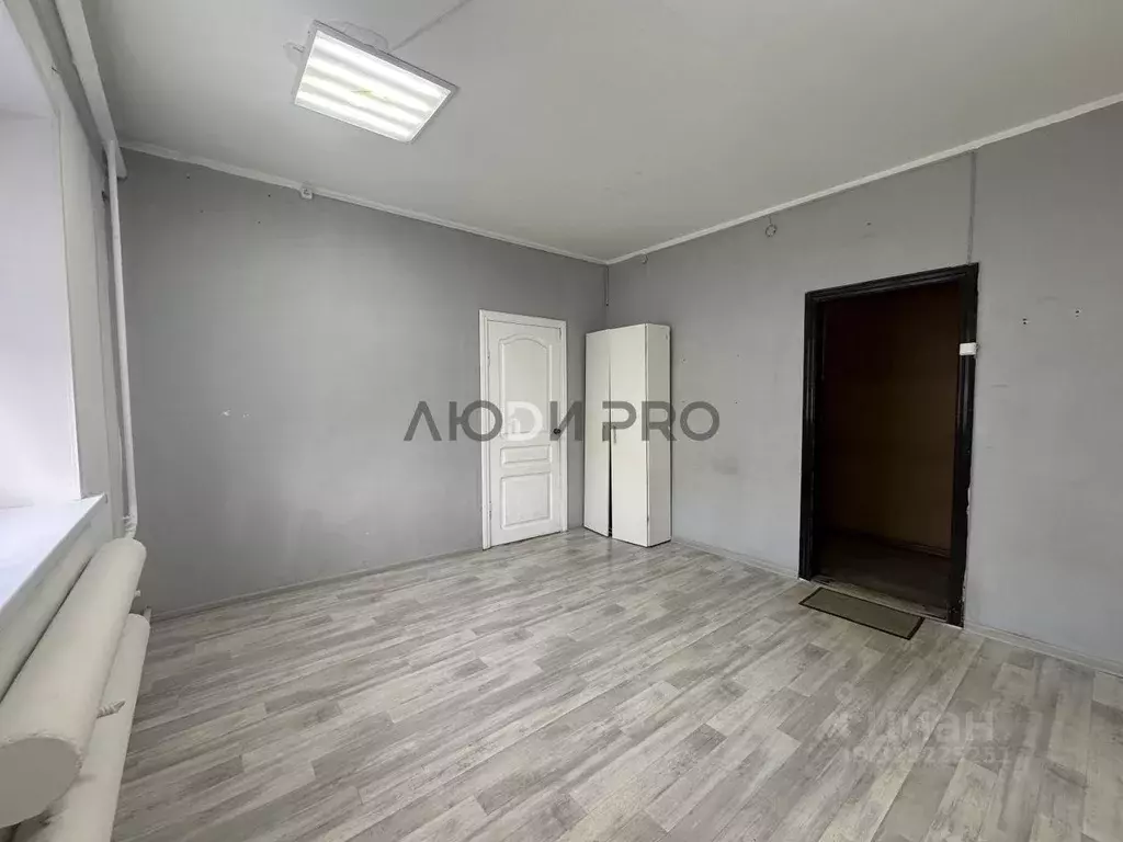 Помещение свободного назначения в Саратовская область, Саратов ул. ... - Фото 1