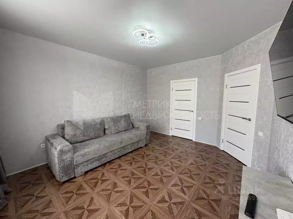 1-к кв. Тюменская область, Тюмень ул. Суходольская, 12 (37.9 м) - Фото 0