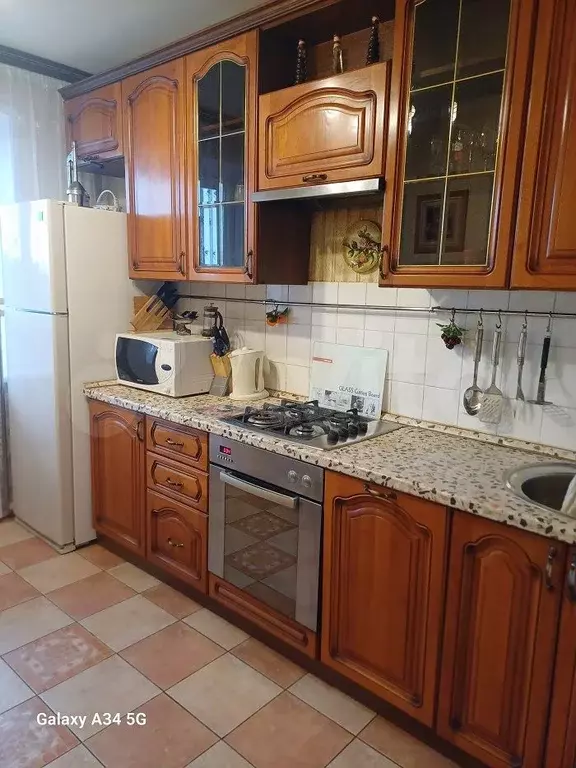2-к. квартира, 60 м, 8/9 эт. - Фото 0