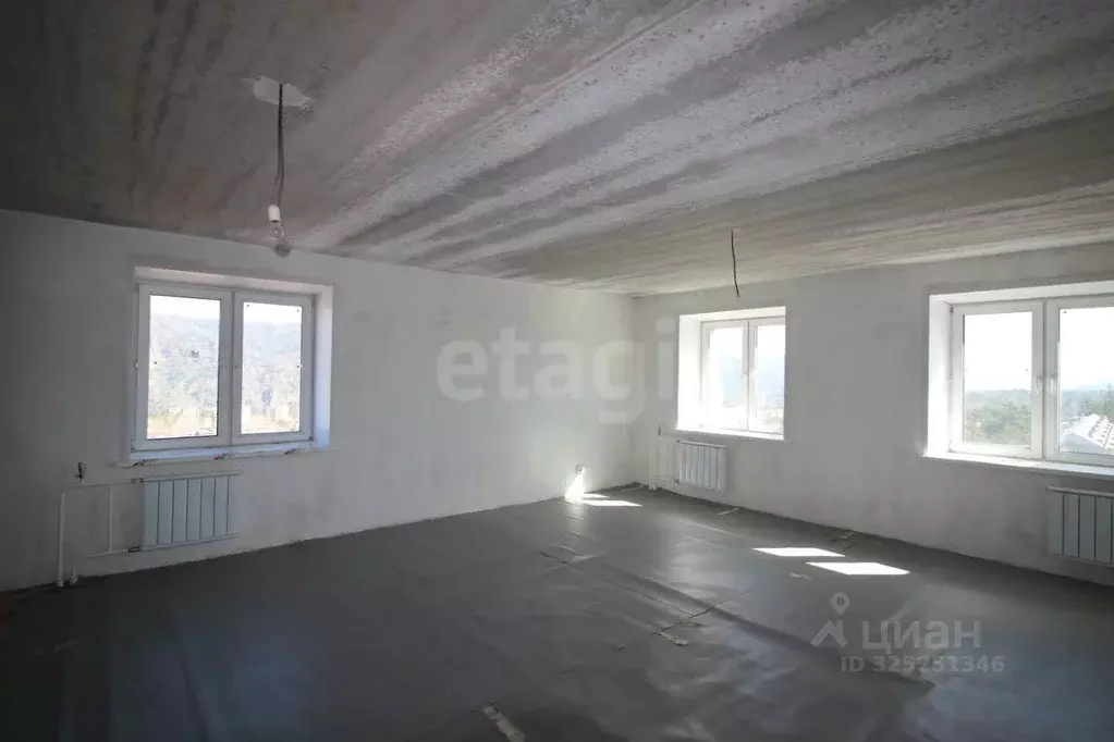 2-к кв. Красноярский край, Дивногорск Саянская ул., 7 (55.2 м) - Фото 1