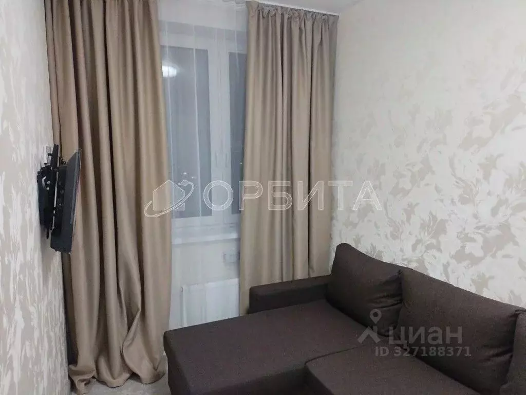 1-к кв. Тюменская область, Тюмень Новгородская ул., 9А (24.0 м) - Фото 0