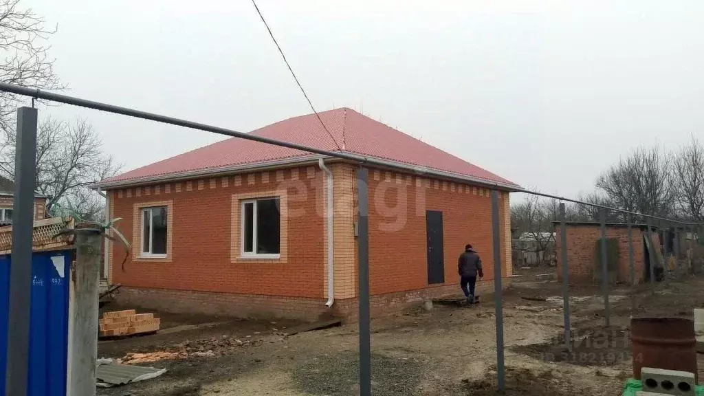 Дом в Ростовская область, Семикаракорск 13-й пер. (86 м) - Фото 0