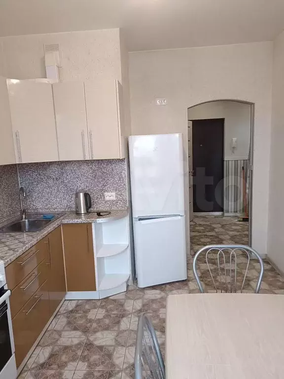 1-к. квартира, 45 м, 6/9 эт. - Фото 1