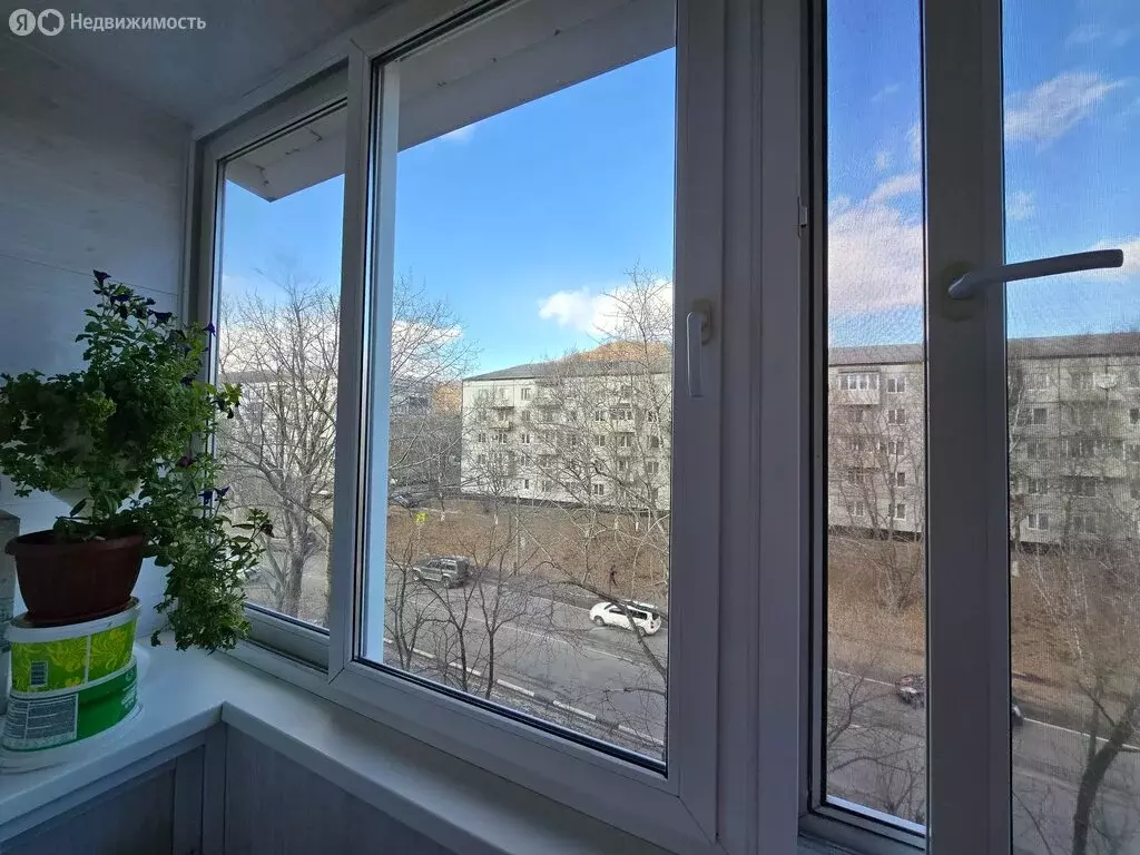 2-комнатная квартира: Партизанск, Центральная улица, 17 (43 м) - Фото 0