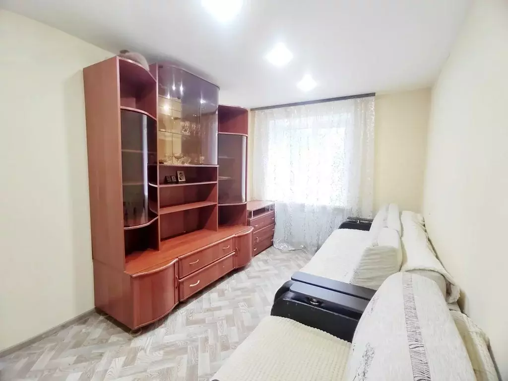 Комната Новосибирская область, Новосибирск ул. Лазарева, 31А (11.2 м) - Фото 1