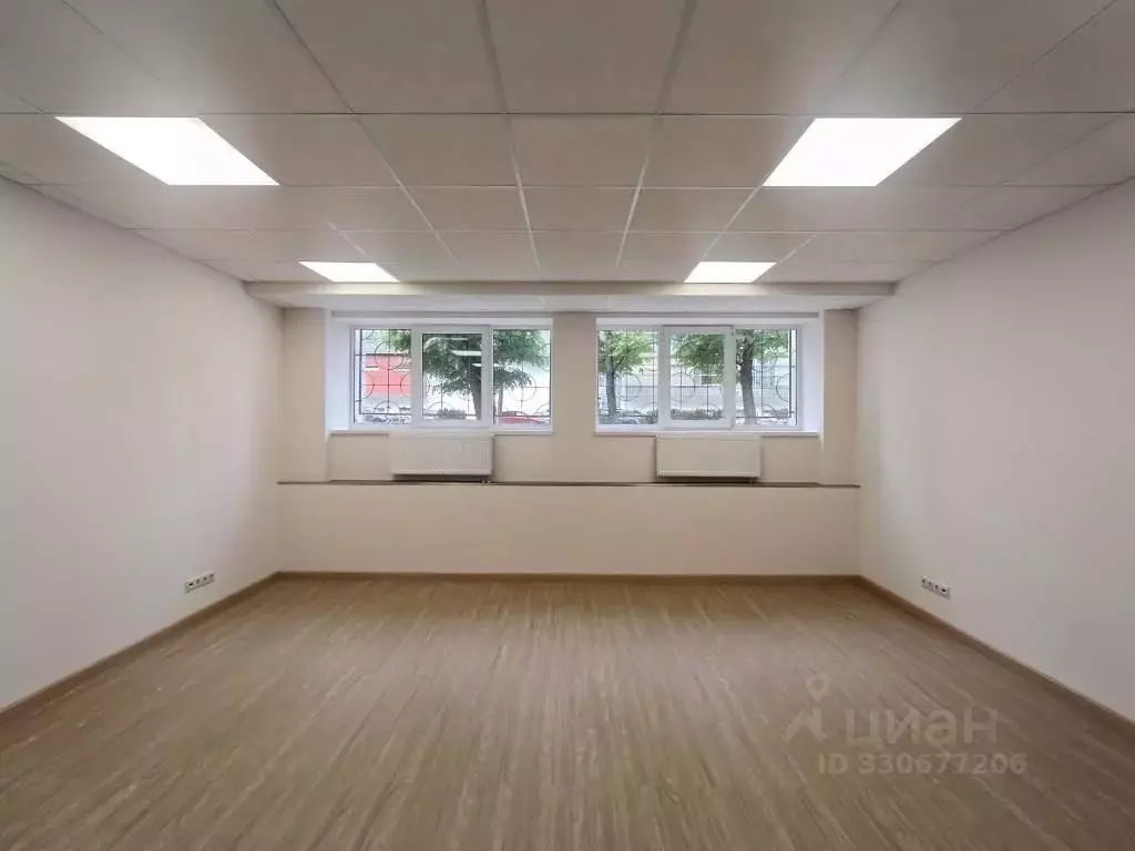 Офис в Санкт-Петербург Малоохтинский просп., 68 (31 м) - Фото 1