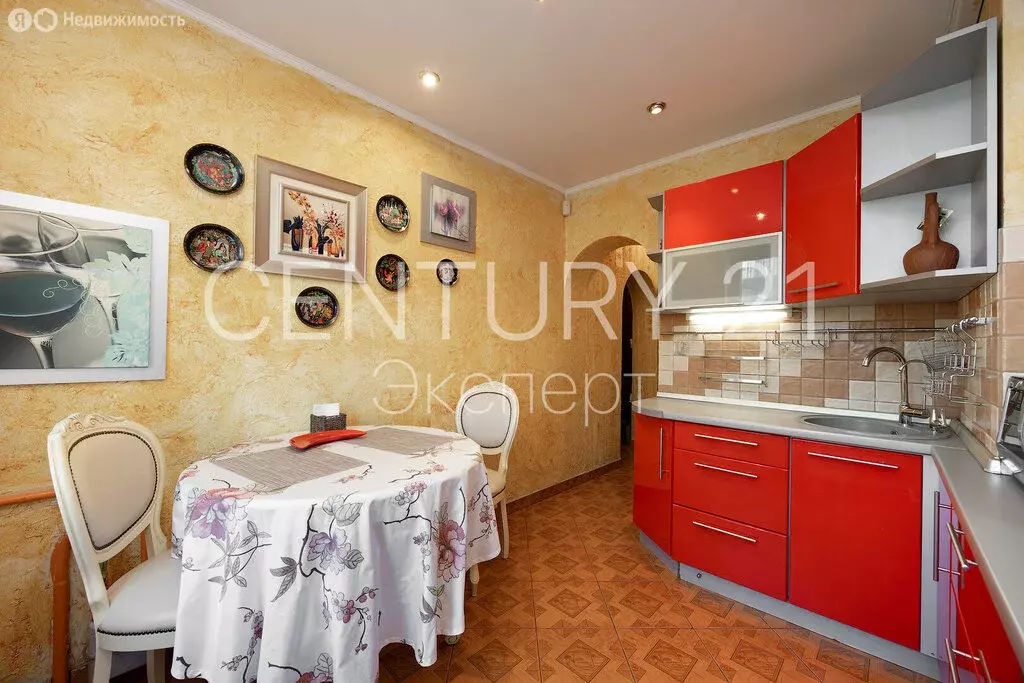 1-комнатная квартира: Калининград, Офицерская улица, 4 (40.4 м) - Фото 1