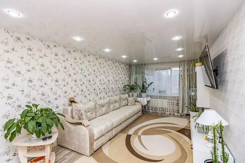 2-к кв. Тюменская область, Тюмень ул. Московский Тракт, 154к1 (64.0 м) - Фото 0