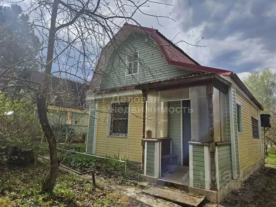 Дом в Новгородская область, Новгородский район, Савинское с/пос, д. ... - Фото 1