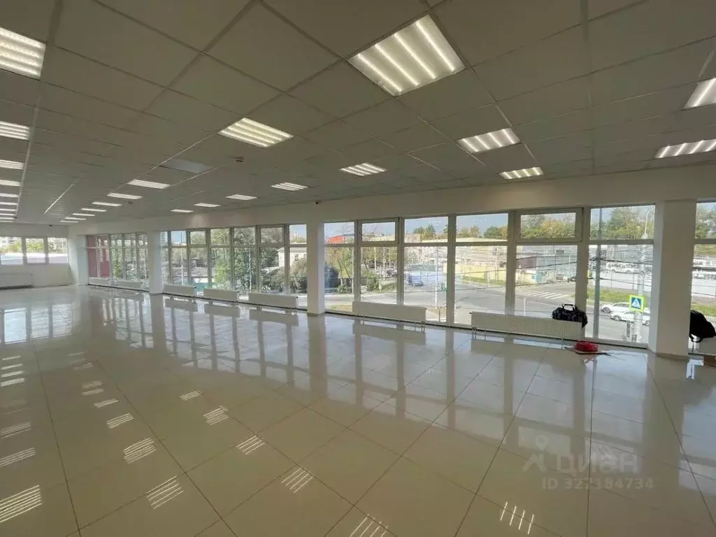 Помещение свободного назначения в Калужская область, Калуга ш. ... - Фото 1