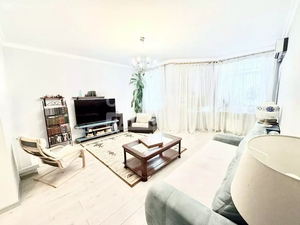 3-комнатная квартира: Лобня, Юбилейная улица, 4к2 (111.4 м) - Фото 2