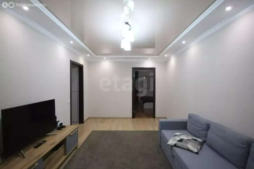 3-комнатная квартира: Новый Уренгой, район Северная Жилая Часть, ... - Фото 2