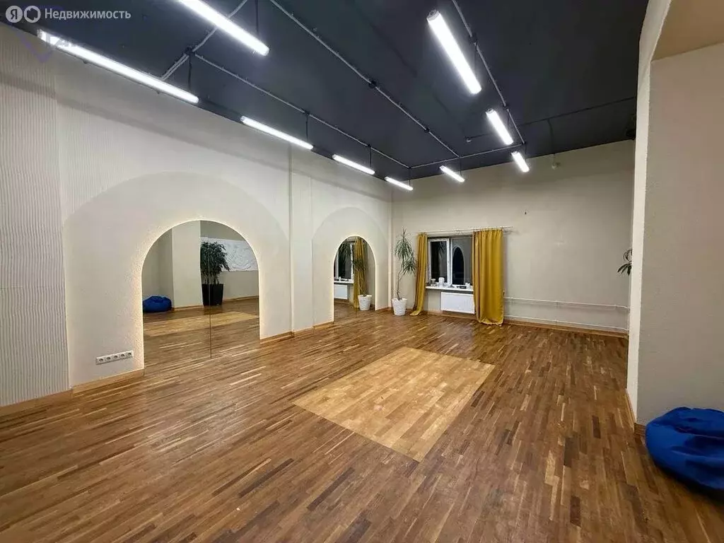 Помещение свободного назначения (165 м) - Фото 1