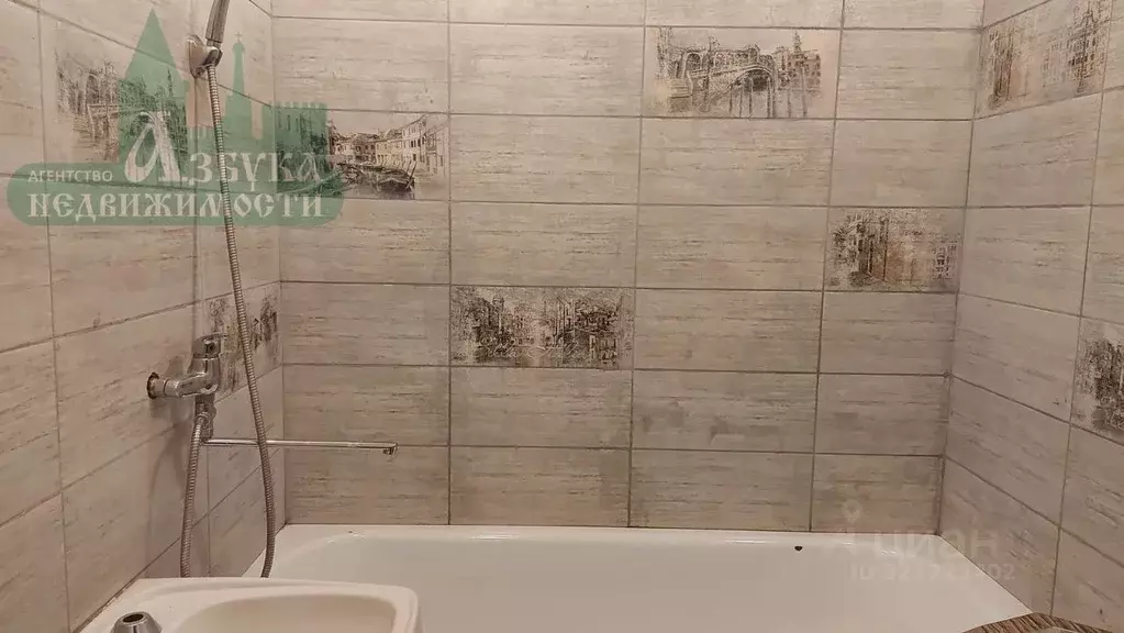 2-к кв. Смоленская область, Смоленск ул. Попова, 78 (51.2 м) - Фото 1