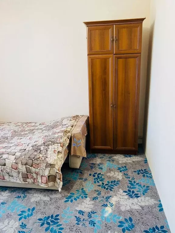 Дом в Крым, Симферополь ул. Закира Мустафаева, 5 (200 м) - Фото 0