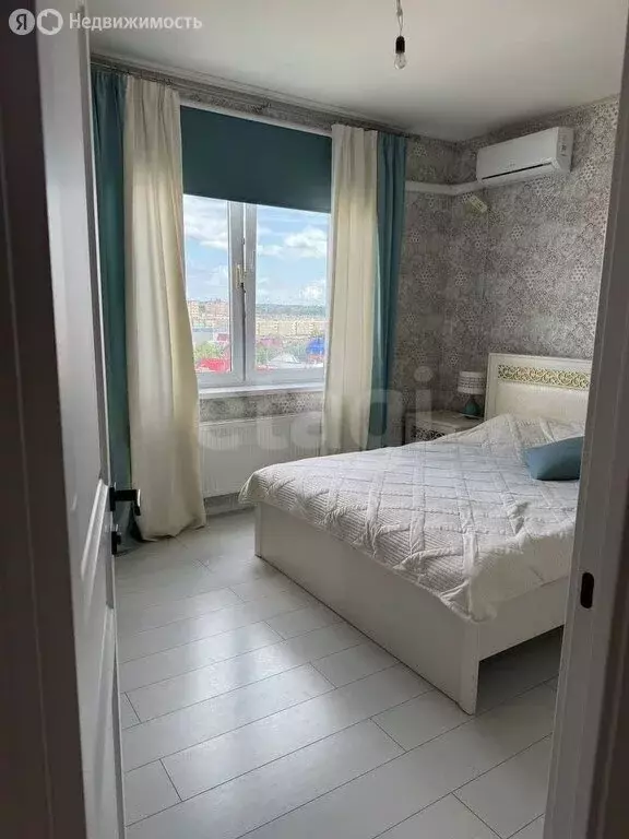 3-комнатная квартира: Пермь, улица Грибоедова, 74 (88.8 м) - Фото 1