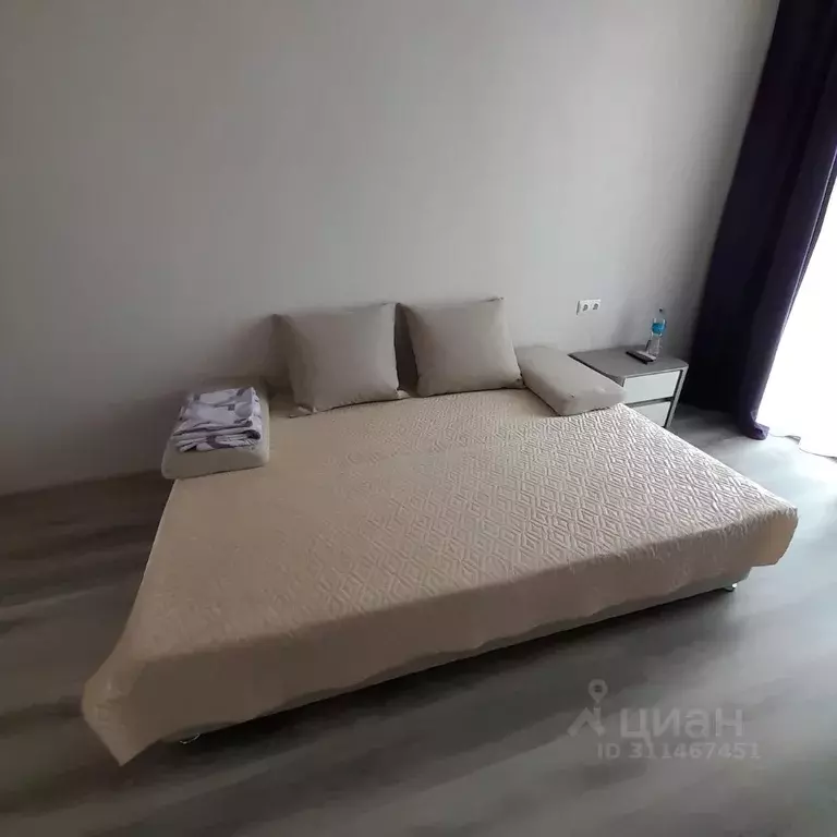 1-к кв. Крым, Симферополь Крымская роза мкр,  (32.0 м) - Фото 0