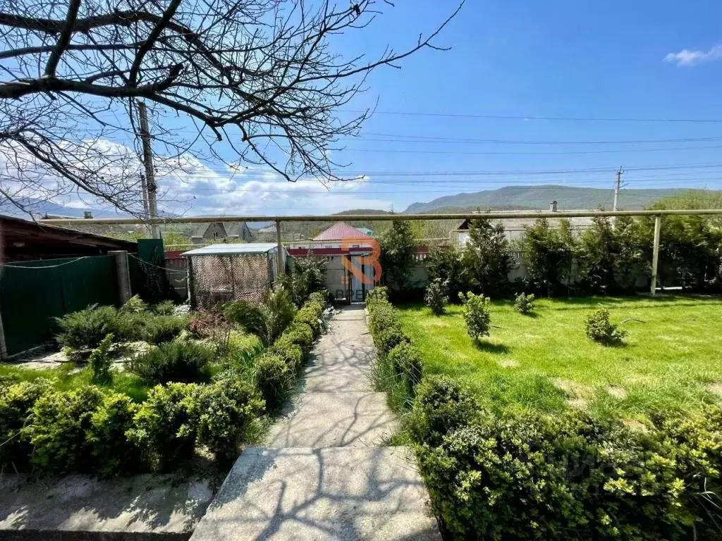 Дом в Крым, Бахчисарайский район, с. Голубинка ул. Ленина (133 м) - Фото 1