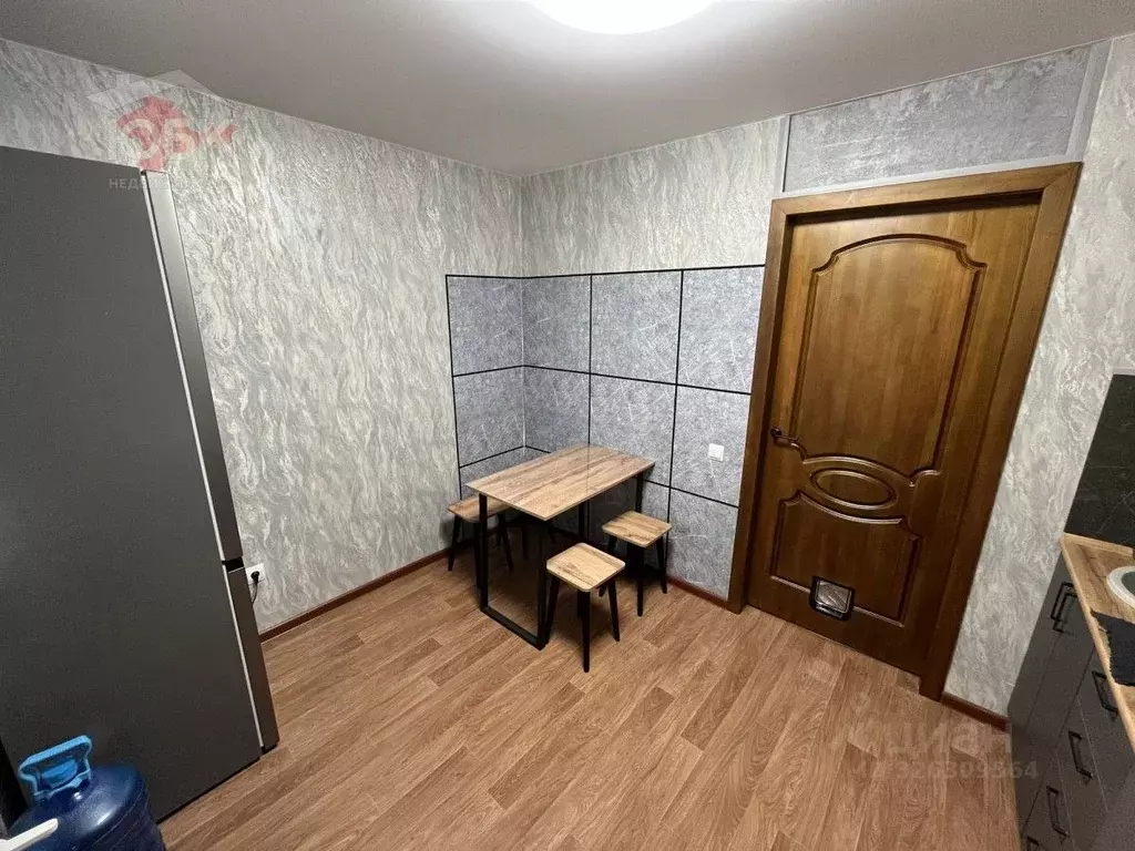 3-к кв. Крым, Евпатория ул. Имени 60-летия Октября, 28 (65.0 м) - Фото 2