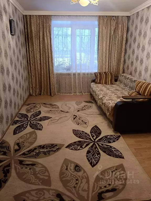 2-к кв. Омская область, Омск ул. Челюскинцев, 83В (42.0 м) - Фото 0