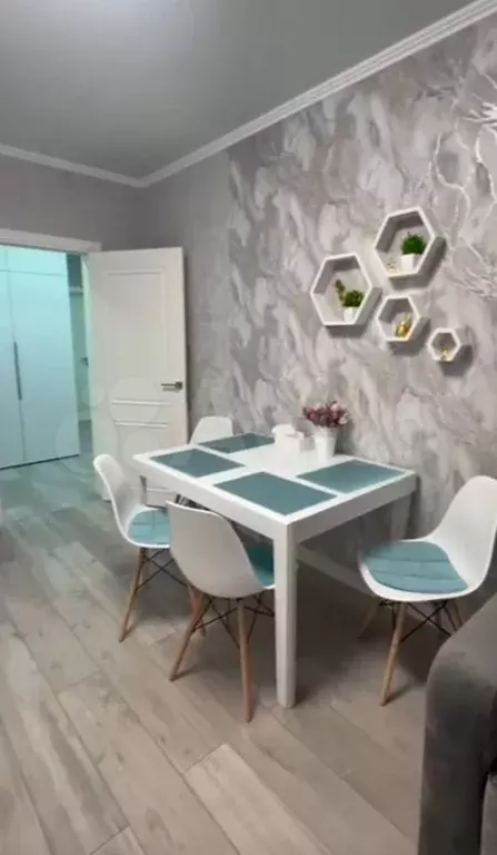 2-к. квартира, 79,5 м, 13/17 эт. - Фото 1