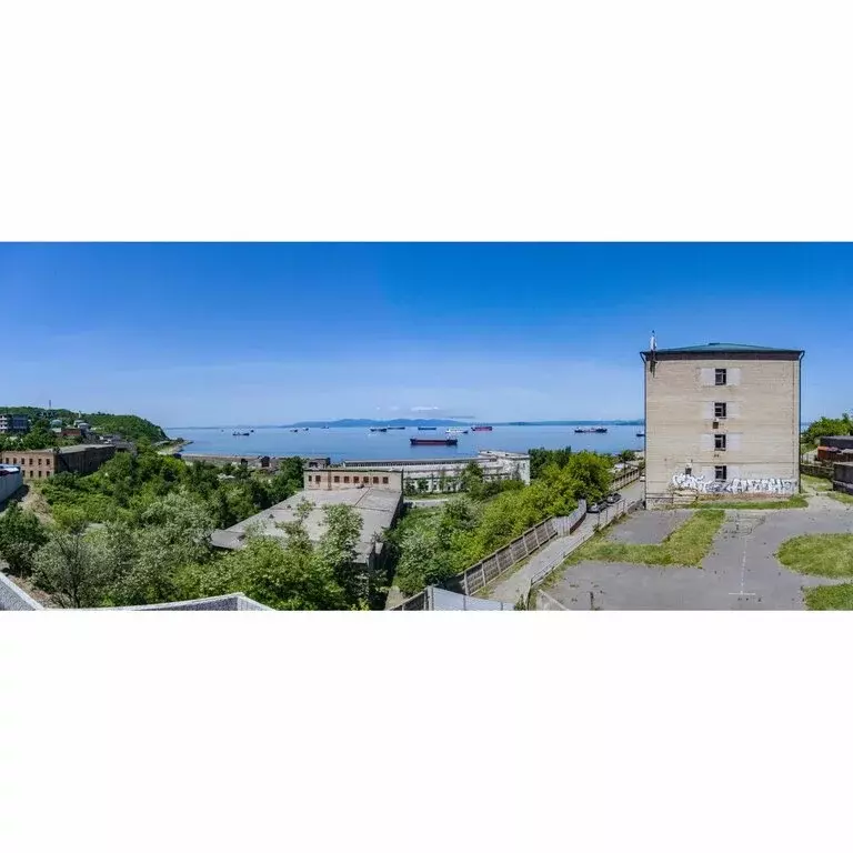 2-комнатная квартира: Владивосток, улица Леонова, 54 (74 м) - Фото 1