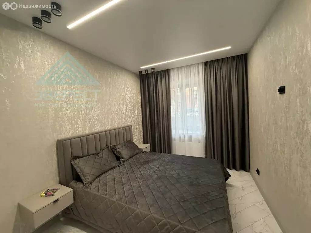 2-комнатная квартира: Абакан, улица Генерала Тихонова, 6 (38 м) - Фото 1
